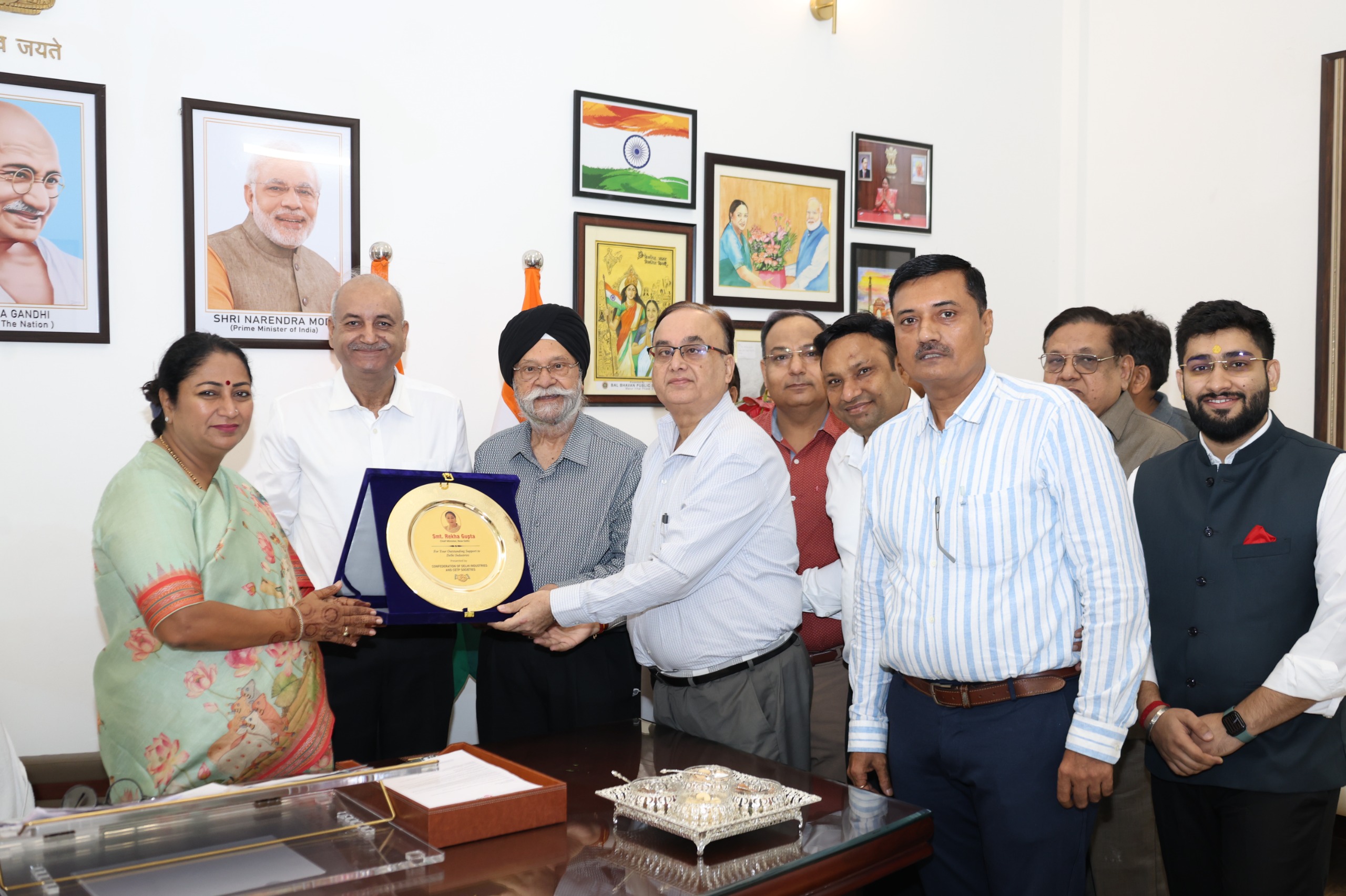 Meeting with Hon’ble Chief Minister Ms. Rekha Gupta Ji-16.10.2025